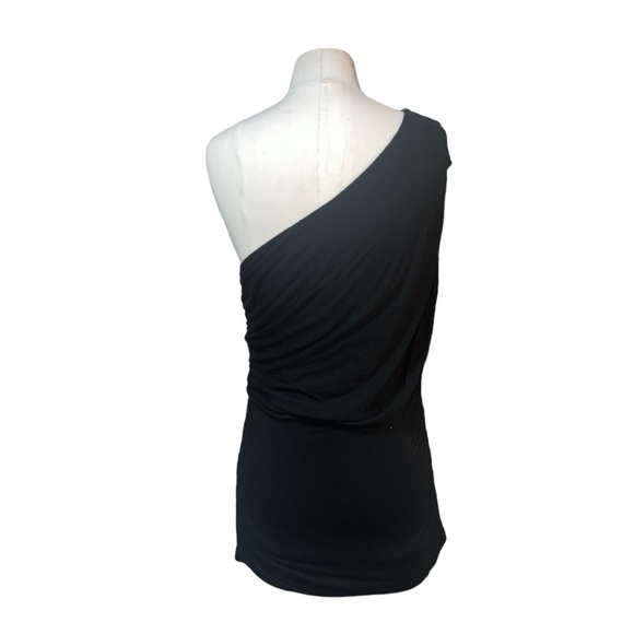 STUDIO Y | SLEEVELESS ONE SHOULDER BLACK MINI DRESS OR TUNIC TOP - Picture 3 of 12